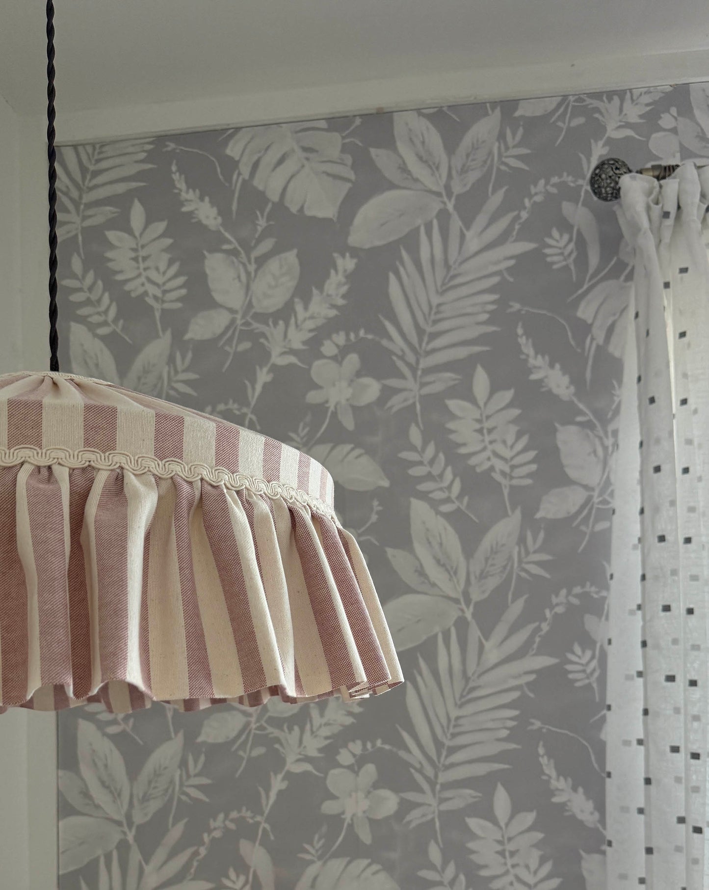 Ruffle lampshade dusty pink stripes